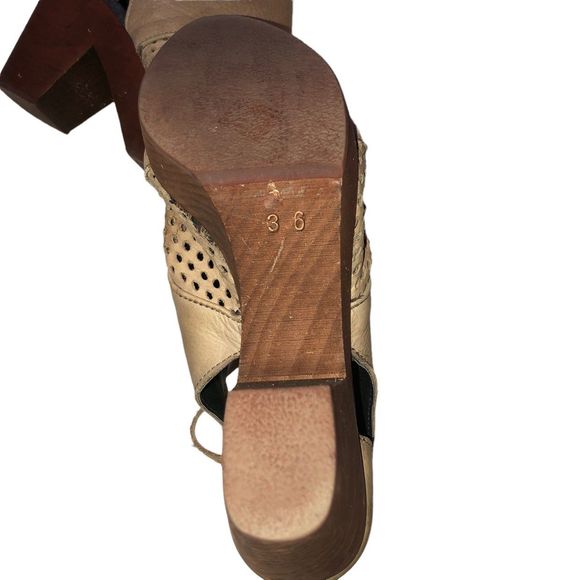 Free People The Revolver Heeled Clog, Peep Toe, Tie Back, Cut Out, sz 36 (US 6) - Picture 9 of 10